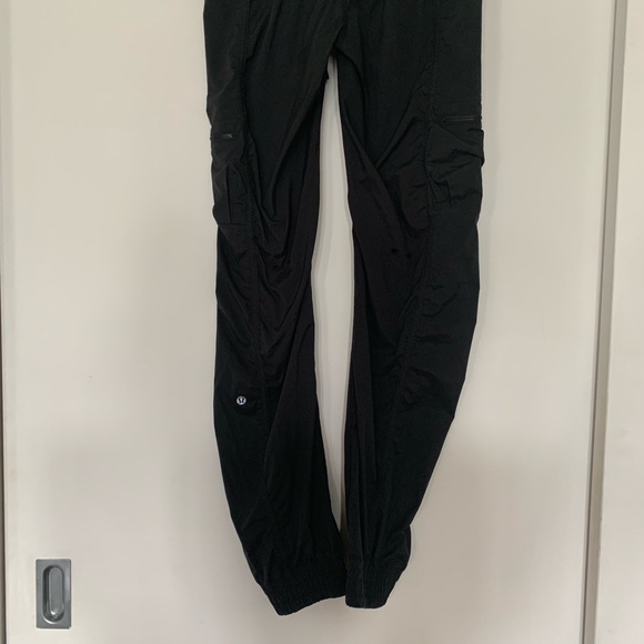 Lululemon Flash Pant - Size 4 - Picture 4 of 5
